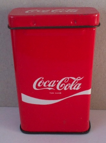 07613-7 € 2,00 ccoa cola sigaretten blikje kleur rood.jpeg